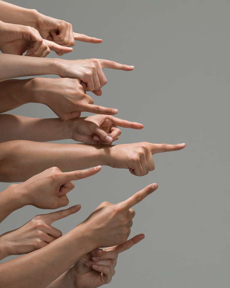 No mires hacia fuera, la respuesta está en ti No mires hacia fuera, la respuesta está en ti