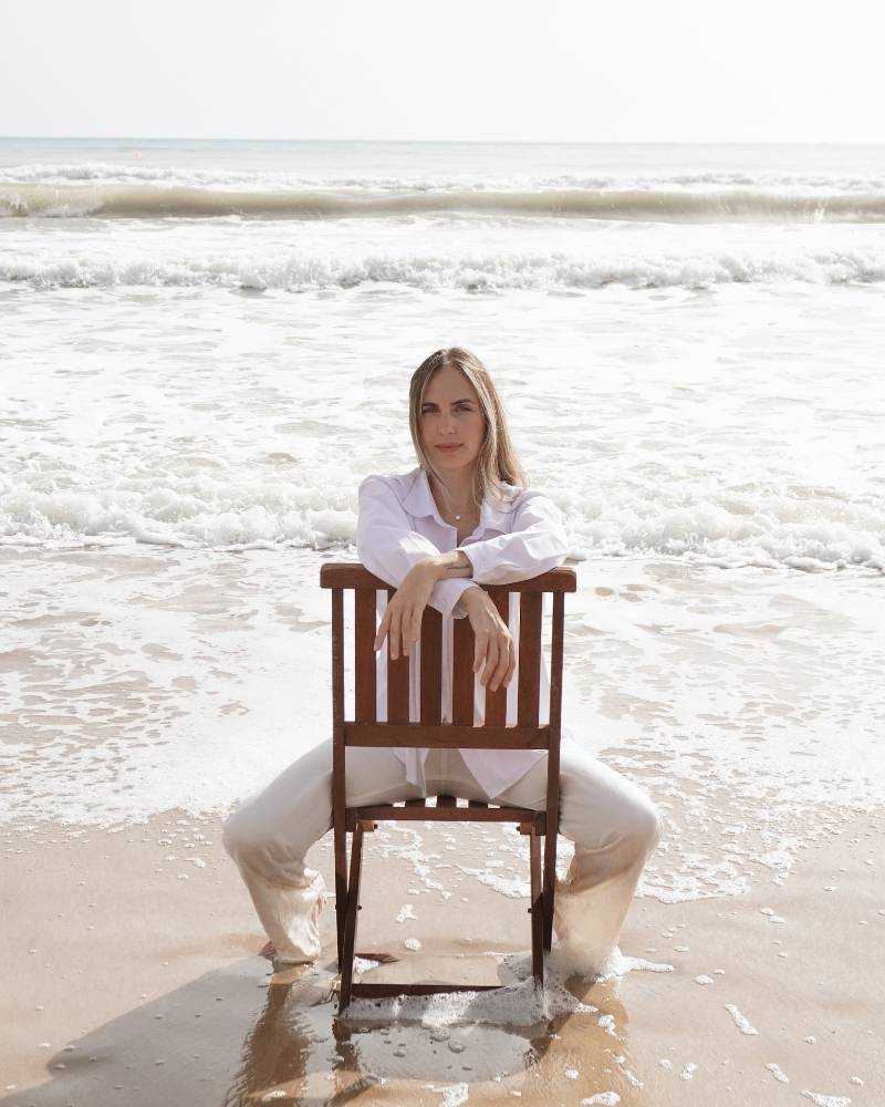 No mires hacia afuera